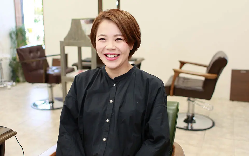 女性スタッフイメージ